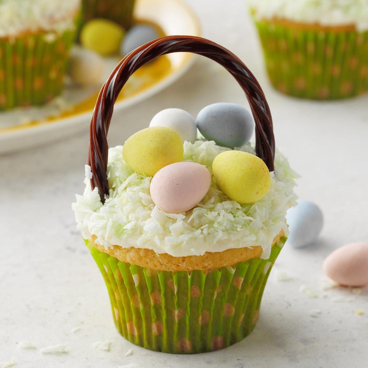 Different kinds of easter cupcake ideas